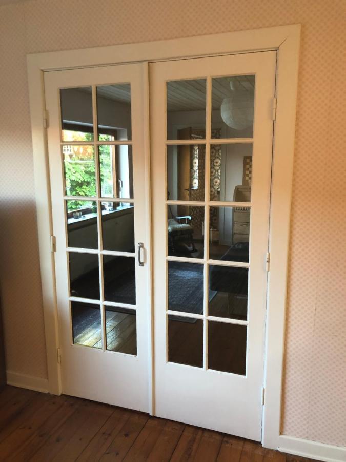 Appartamento Retro Bolig - Fyldt Med Hygge! Ingen Luksus Kolind Esterno foto