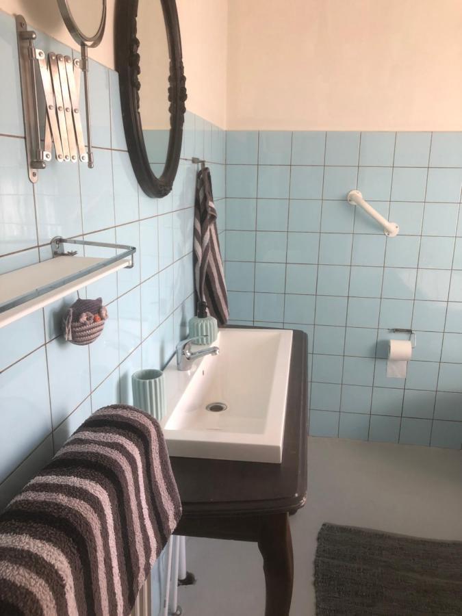 Appartamento Retro Bolig - Fyldt Med Hygge! Ingen Luksus Kolind Esterno foto