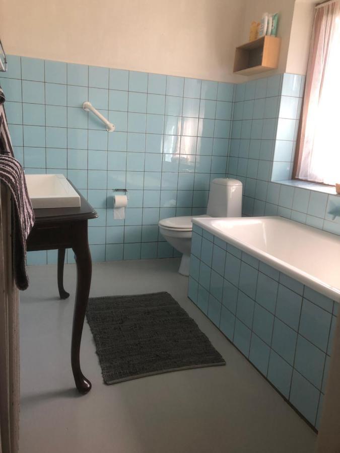 Appartamento Retro Bolig - Fyldt Med Hygge! Ingen Luksus Kolind Esterno foto