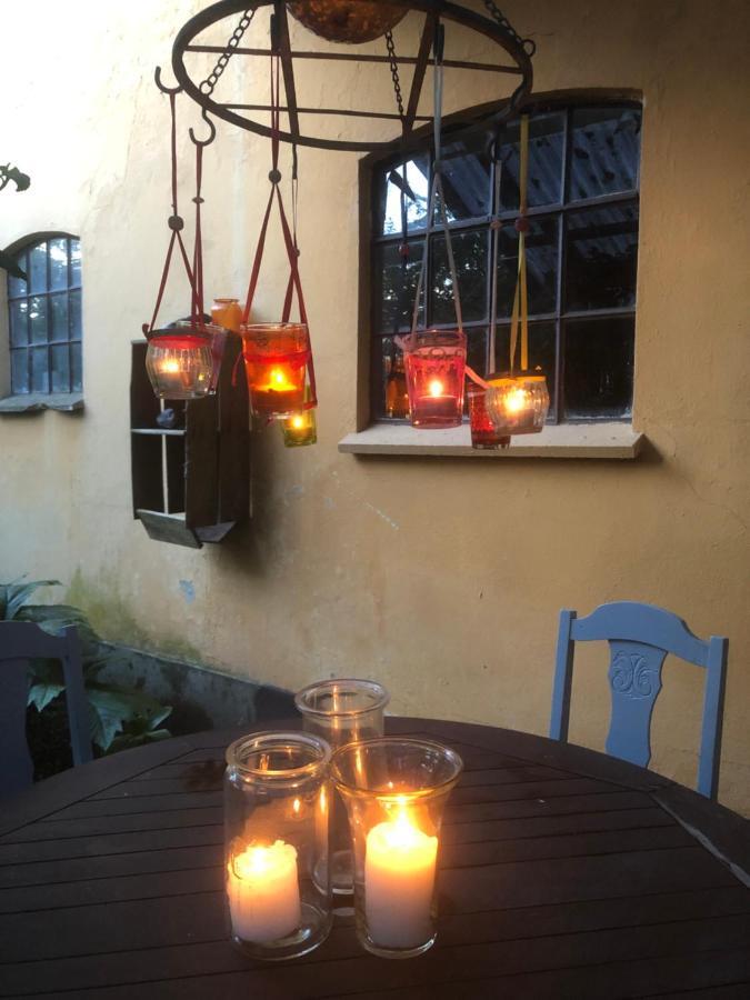 Appartamento Retro Bolig - Fyldt Med Hygge! Ingen Luksus Kolind Esterno foto