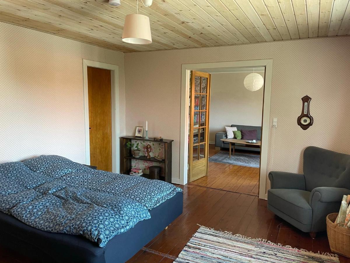 Appartamento Retro Bolig - Fyldt Med Hygge! Ingen Luksus Kolind Esterno foto